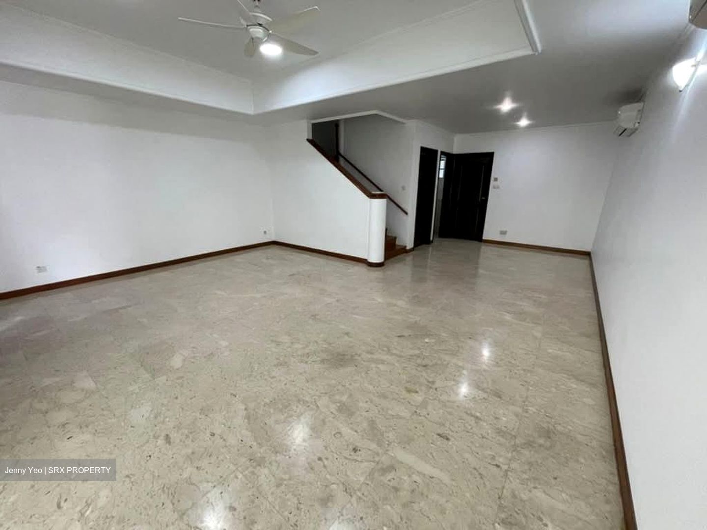 Mera Terrace (D16), Terrace #601892661